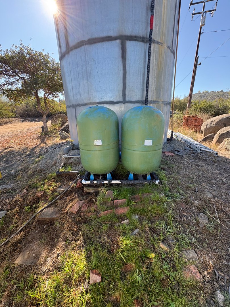 Pressure tank replacement in Lakeside