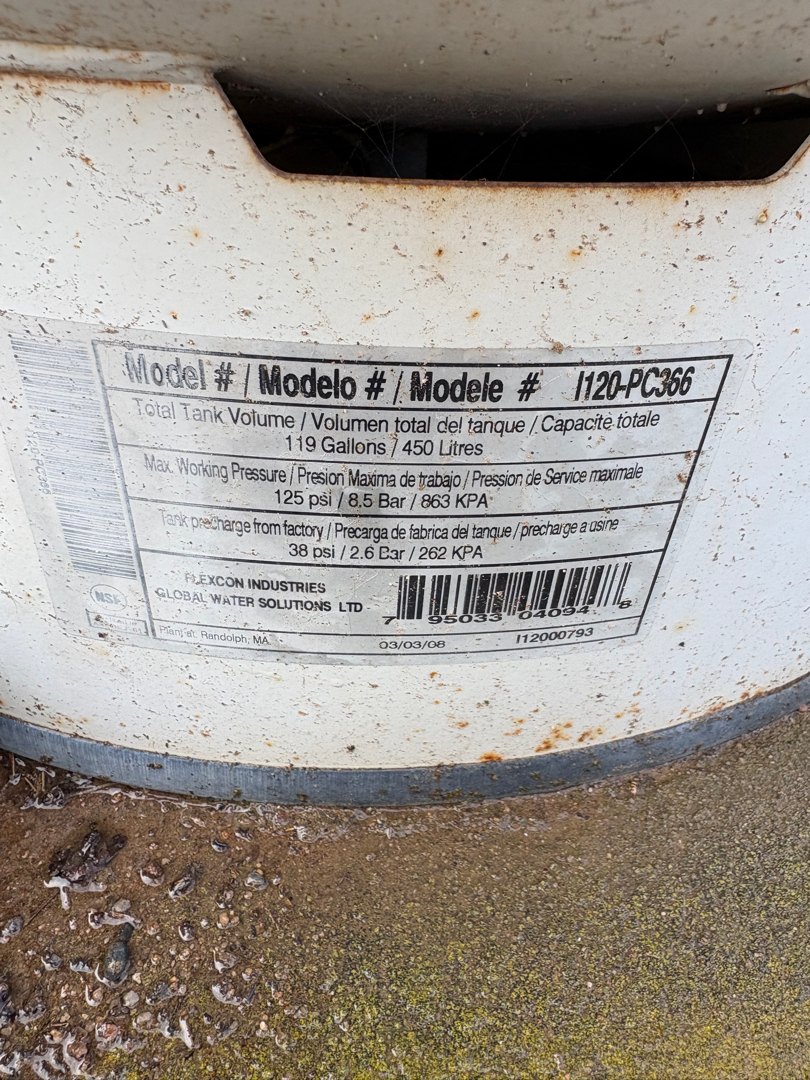 Pressure tank replacement in Ramona