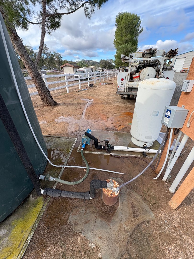 Pressure tank replacement in Ramona