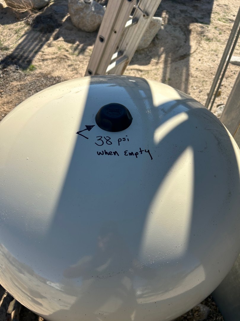 Pressure tank replacement in Borrego Springs