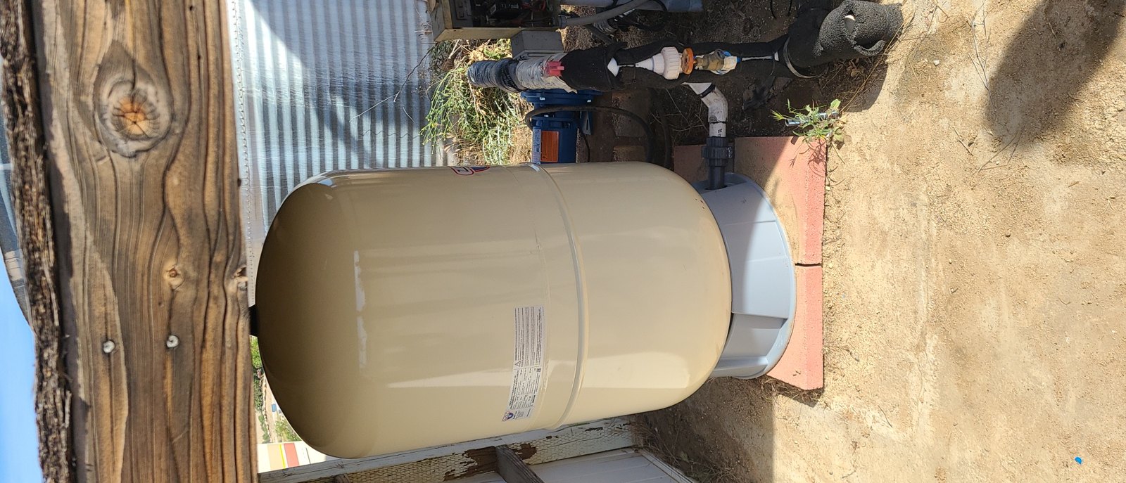 Pressure tank replacement in Aguanga