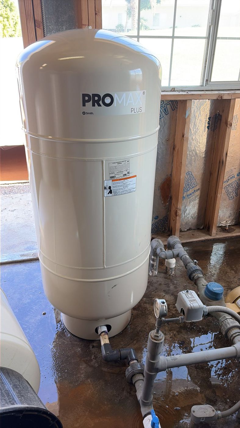 Pressure tank replacement in Thousand Palms