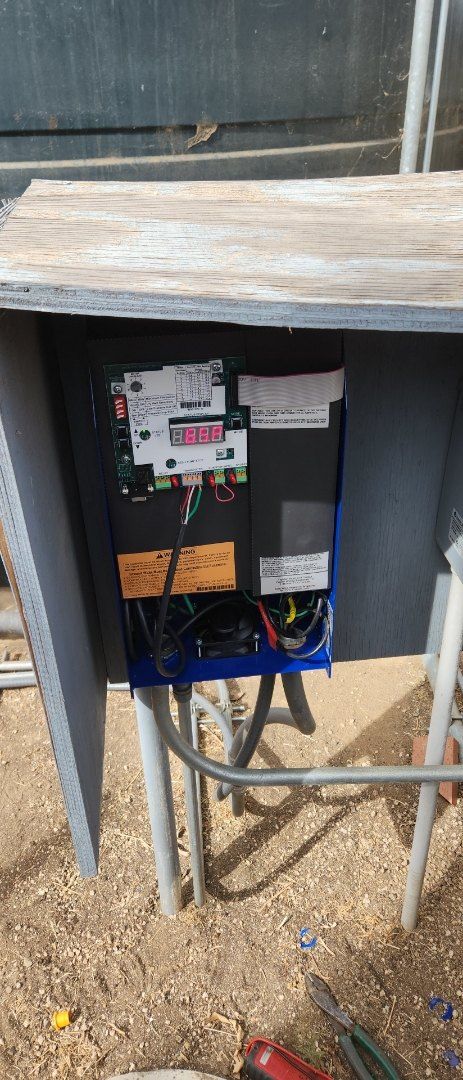New Aquavar Solo 2 HP VFD controller installed in Murrieta